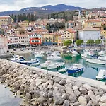 Seaview Volosko Apartman *