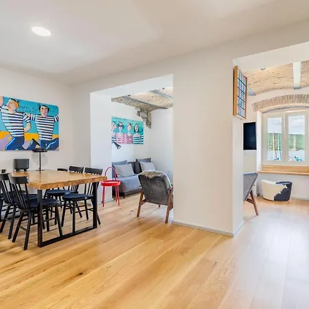 Seaview Volosko أوباتيا